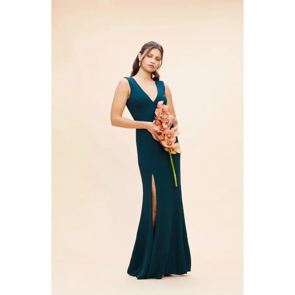 Dress the Population Sandra Plunge Crepe Trumpet Gown in Pine Green - Picture 8 of 8